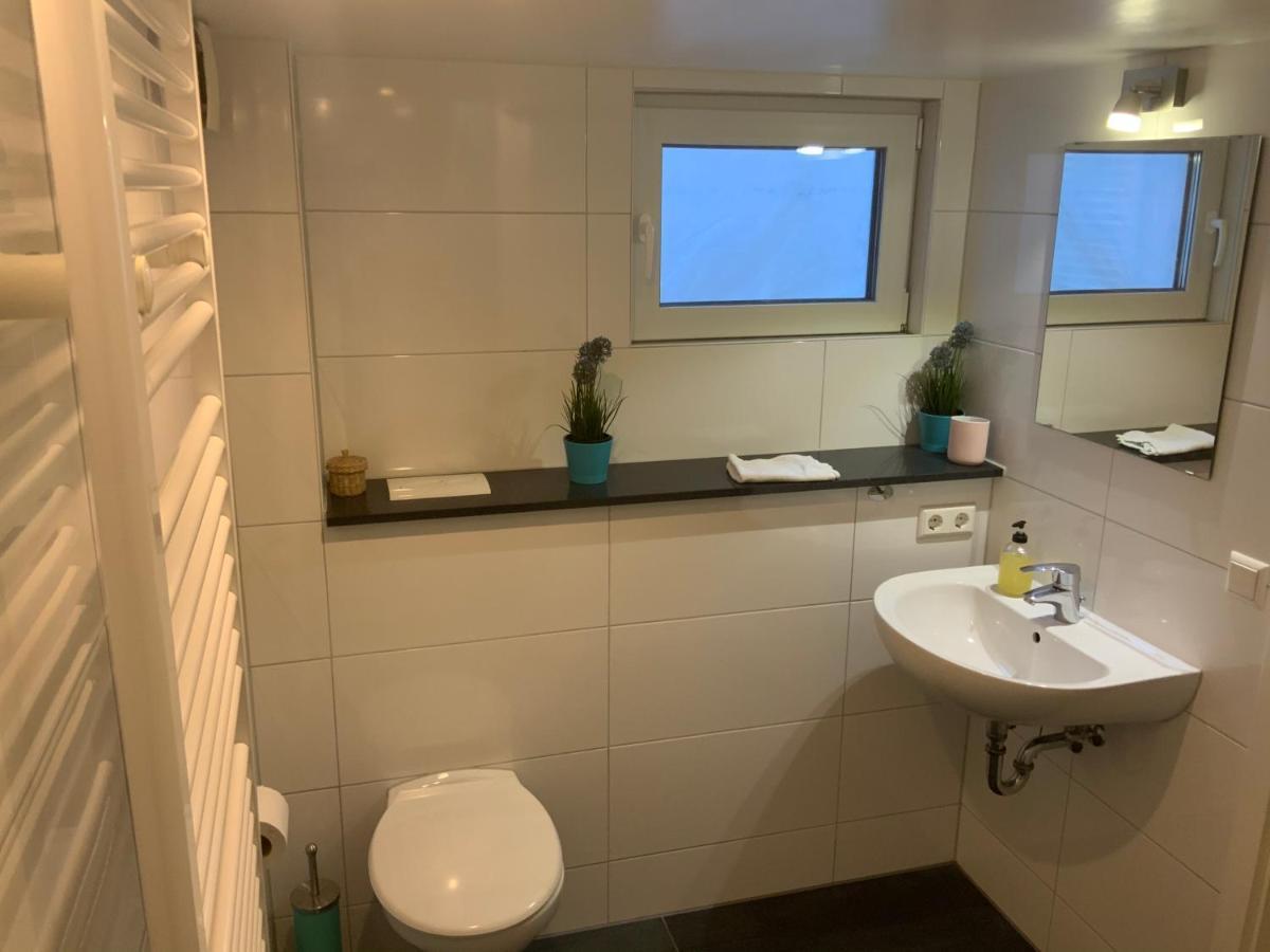 Ruhiges Privates Zimmer In Freiburg, Zentrumsnah, Naehe Europapark Bagian luar foto