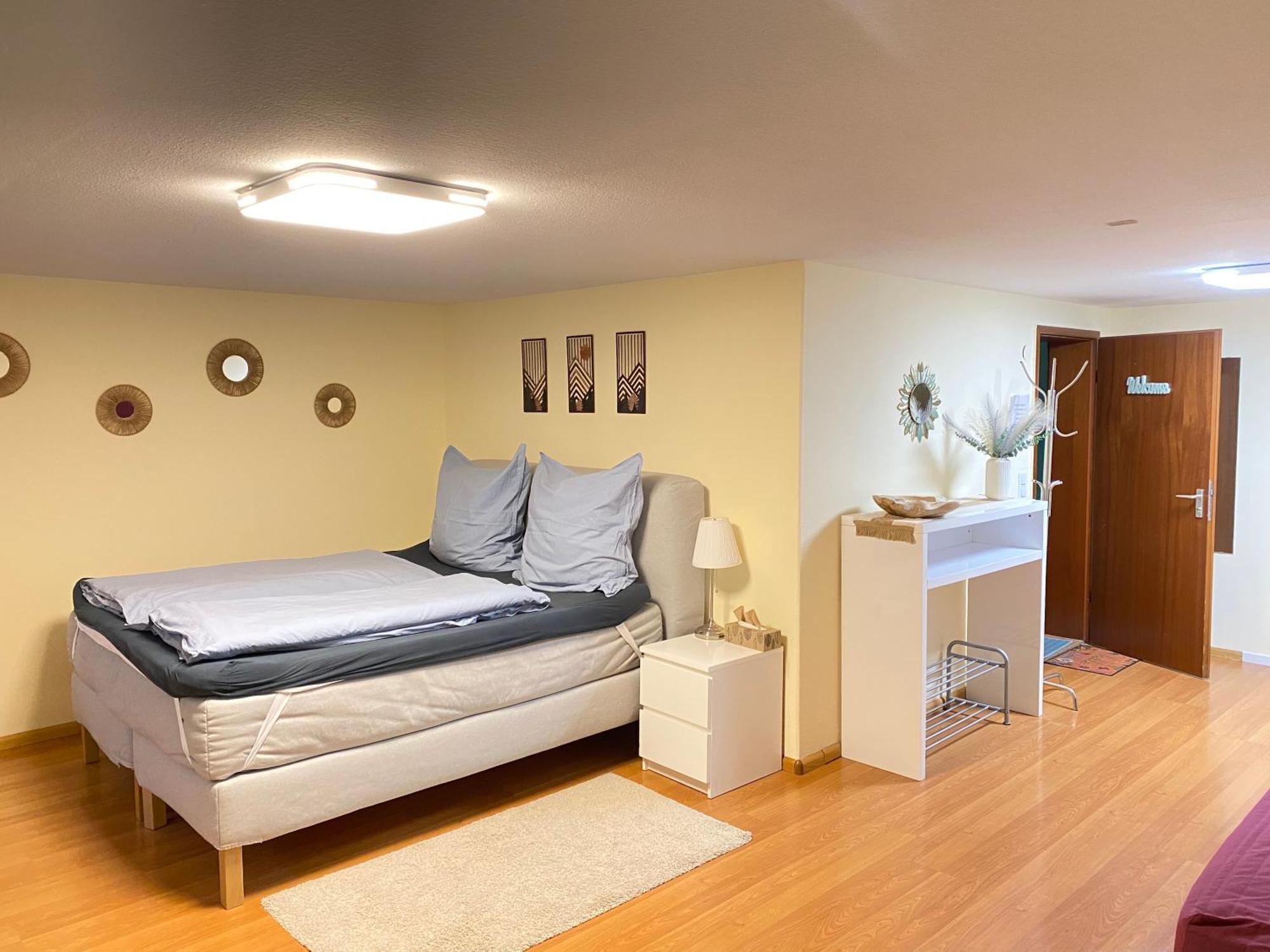 Ruhiges Privates Zimmer In Freiburg, Zentrumsnah, Naehe Europapark Bagian luar foto